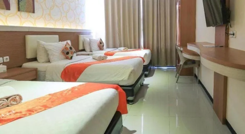 Bed in Tab Hotel Surabaya