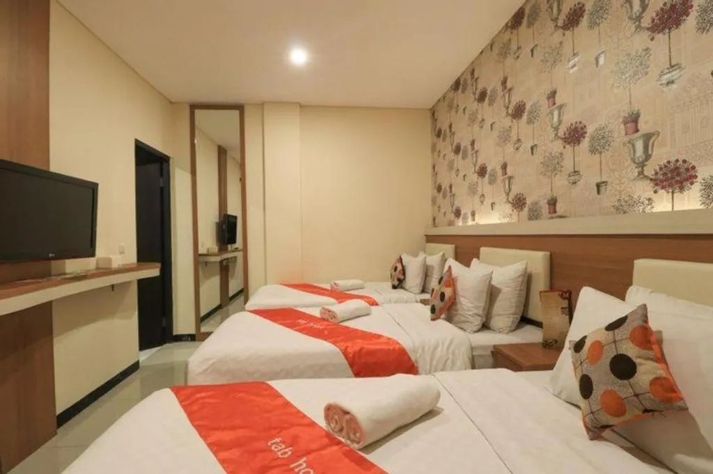 Bed in Tab Hotel Surabaya