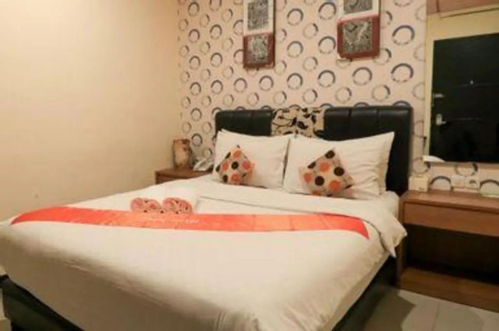 Bed in Tab Hotel Surabaya