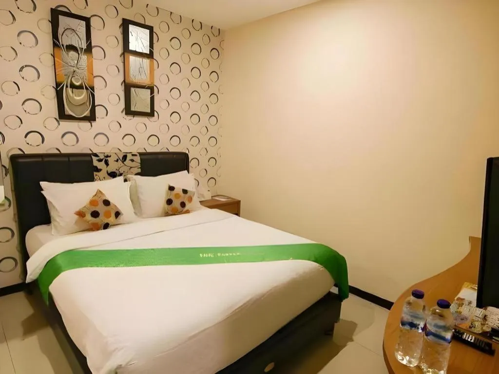 Bed in Tab Hotel Surabaya