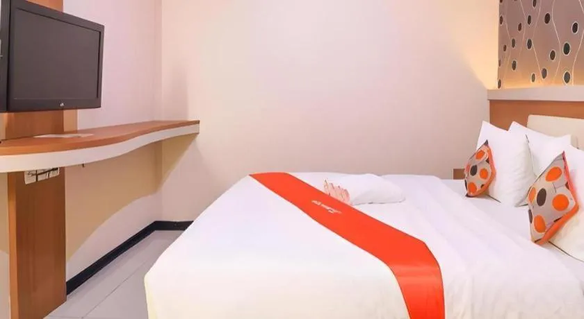Bed in Tab Hotel Surabaya