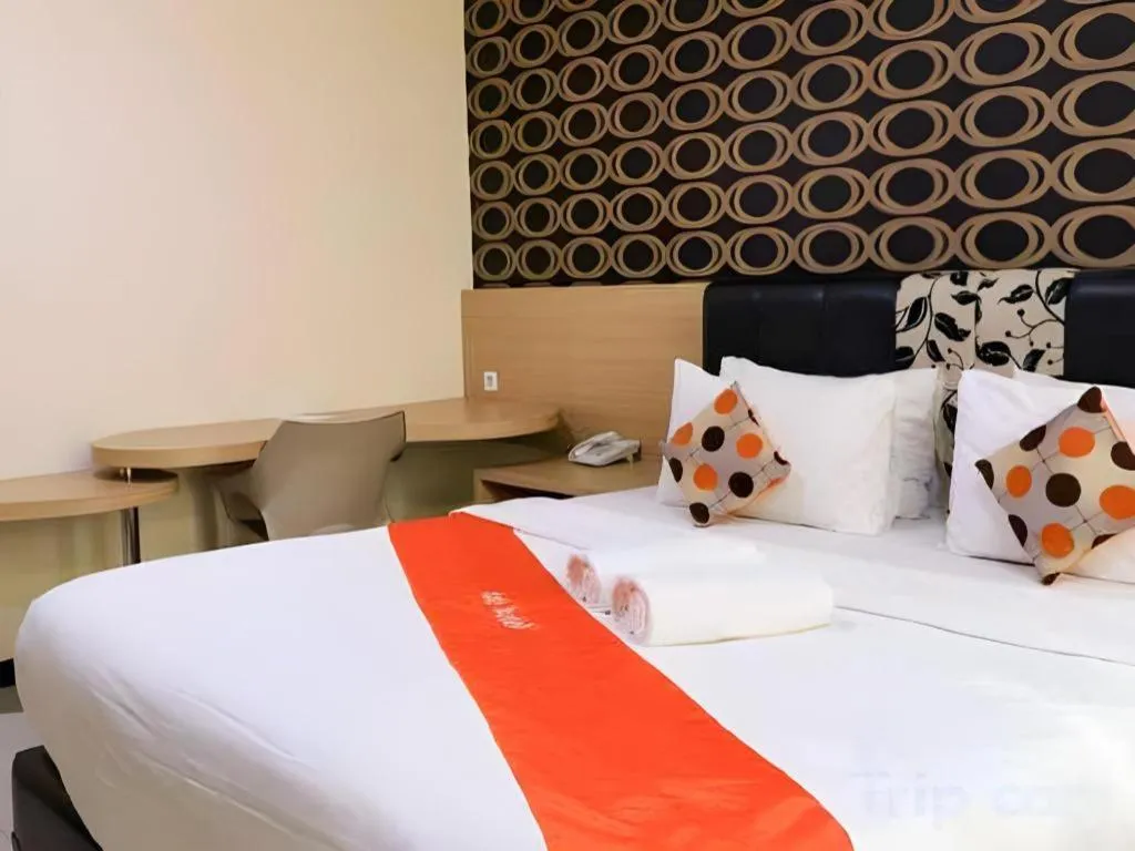 Bed in Tab Hotel Surabaya