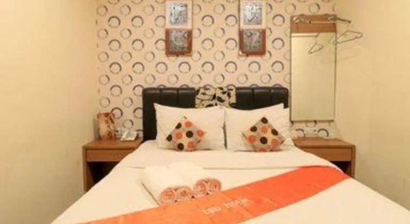 Bed in Tab Hotel Surabaya