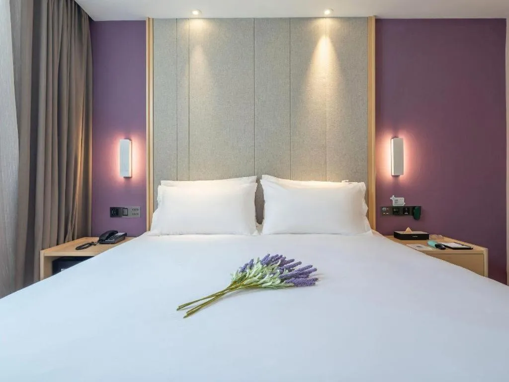 Bed in Lavande Hotel Yangzhou Railway Station Jiangwang RT-Mart