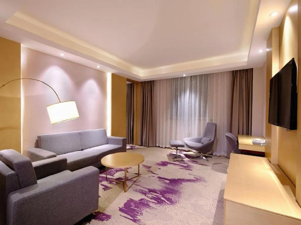 Lavande Hotel Yangzhou Railway Station Jiangwang RT-Mart