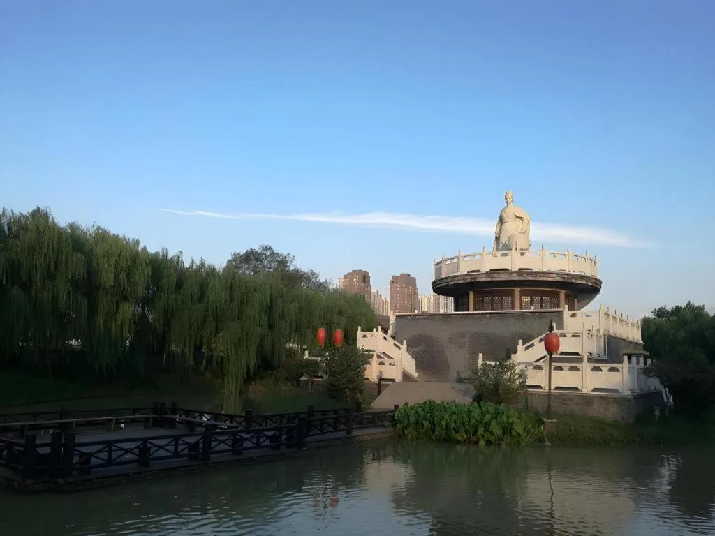 Lavande Hotels Huai an Zhou Enlai Memorial