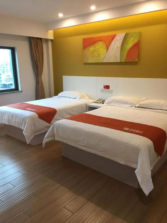 Bed in Shell Qionghai Jinhai Road Hotel