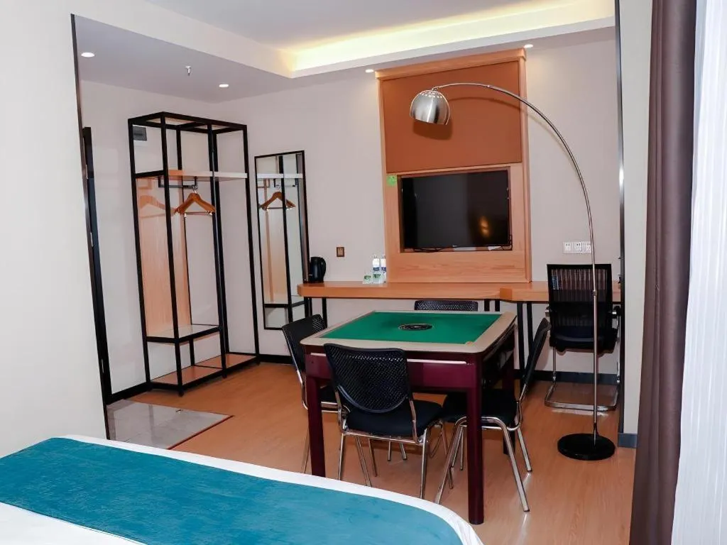 Bed in GreenTree Inn Huangshi Huahu Development Zone Daquan Road