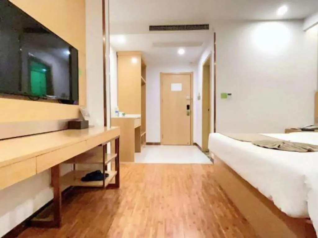 Bed in GreenTree Inn Huangshi Huahu Development Zone Daquan Road
