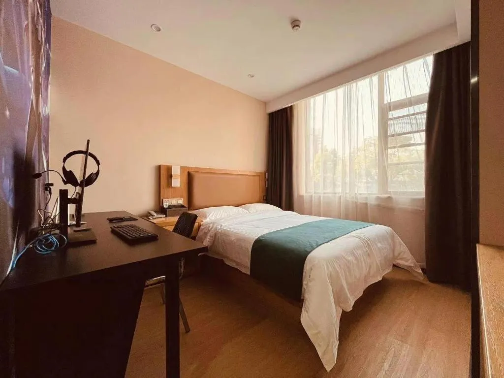 Bed in GreenTree Inn Huangshi Huahu Development Zone Daquan Road