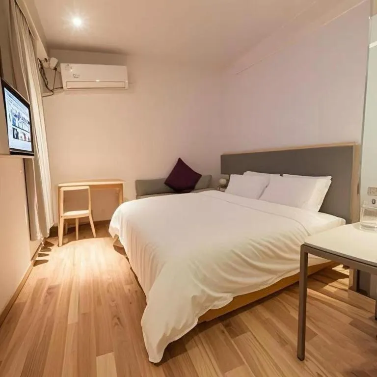 Bed in 7 Days Inn·Quanzhou Dehua Cidu Avenue