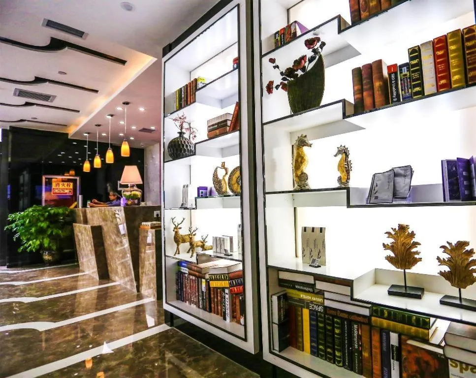 Lavande Hotel Xi'an Longshouyuan Wenjing Road