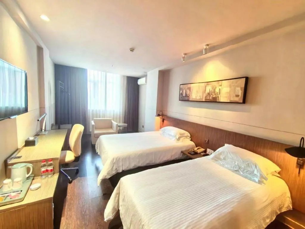 Bed in Jinjiang Inn Select Foshan Nanhai Guicheng Metro Station
