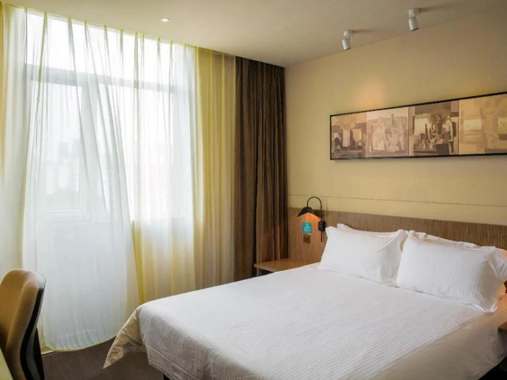 Bed in Jinjiang Inn Select Foshan Nanhai Guicheng Metro Station