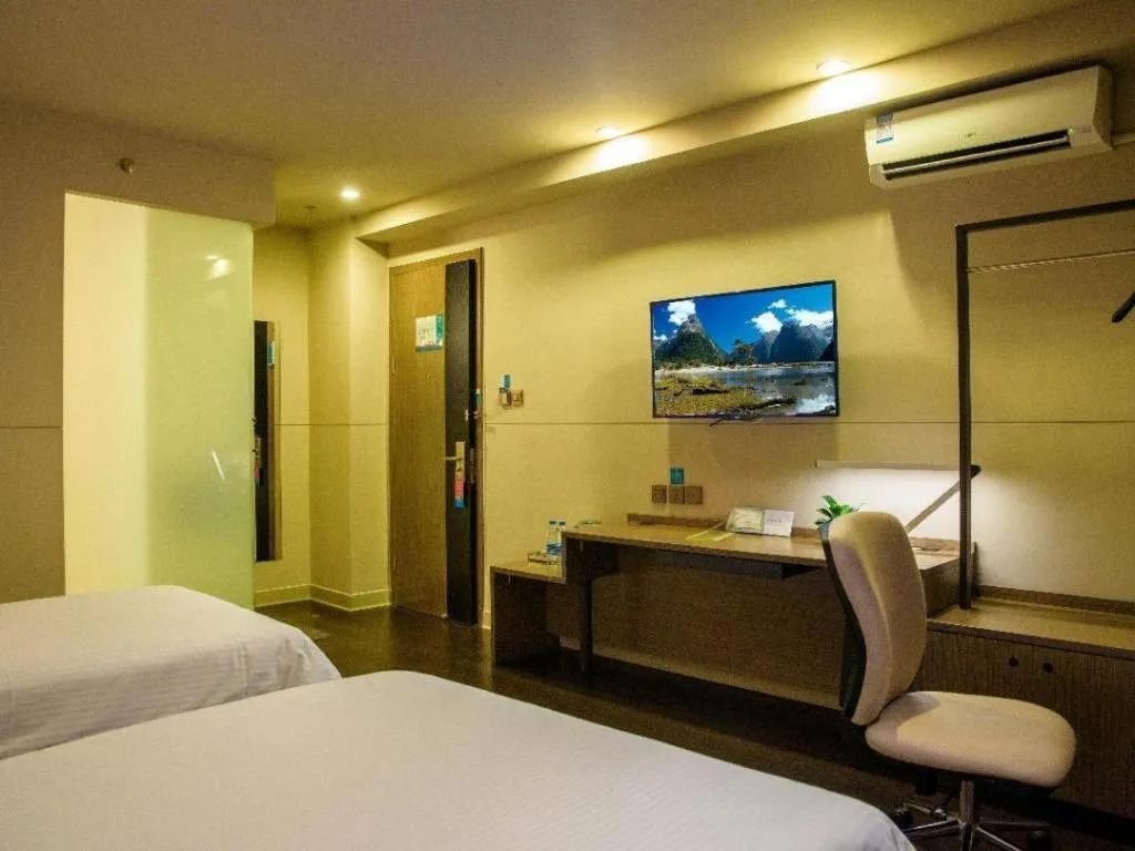 Bed in Jinjiang Inn Select Foshan Nanhai Guicheng Metro Station