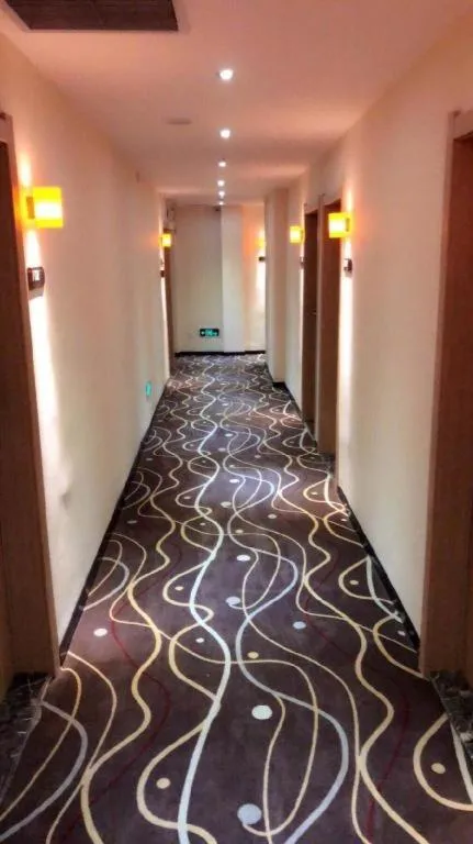 7 Days Premium·Yichang CBD Business Center