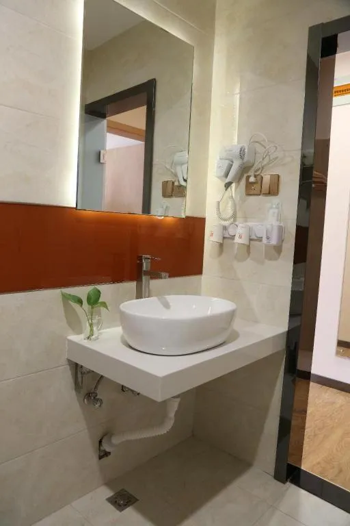 7 Days Premium Yancheng Dafeng Zhongjiao Meilu City