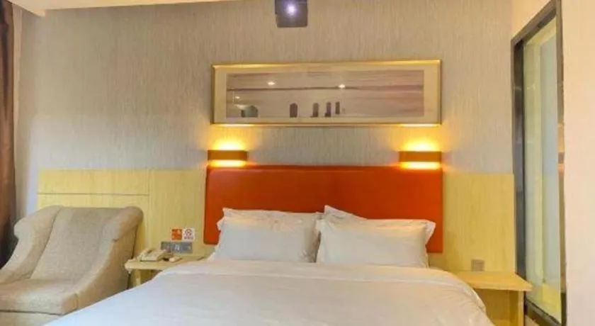 Bed in 7 Days Premium Fuzhou Dongxiang High-Speed Railway Station Dongxin Market