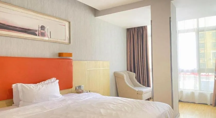 Bed in 7 Days Premium Fuzhou Dongxiang High-Speed Railway Station Dongxin Market