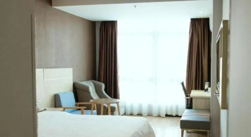 Bed in 7 Days Premium Fuzhou Dongxiang High-Speed Railway Station Dongxin Market