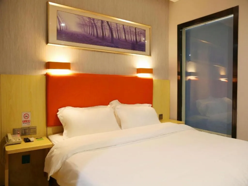 Bed in 7 Days Premium Fuzhou Dongxiang High-Speed Railway Station Dongxin Market