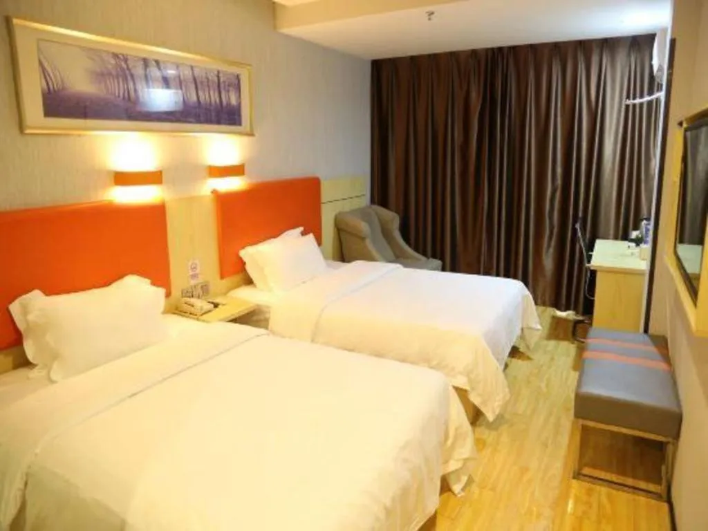 Bed in 7 Days Premium Fuzhou Dongxiang High-Speed Railway Station Dongxin Market