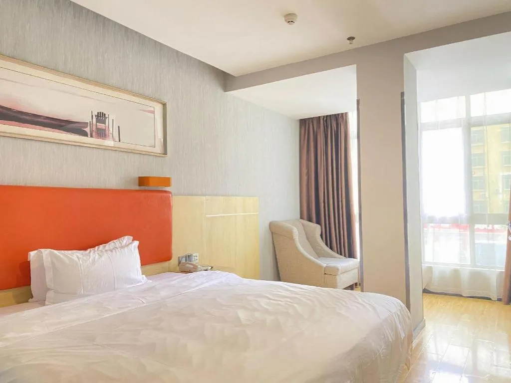 Bed in 7 Days Premium Fuzhou Dongxiang High-Speed Railway Station Dongxin Market