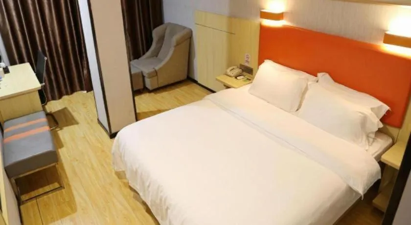 Bed in 7 Days Premium Fuzhou Dongxiang High-Speed Railway Station Dongxin Market