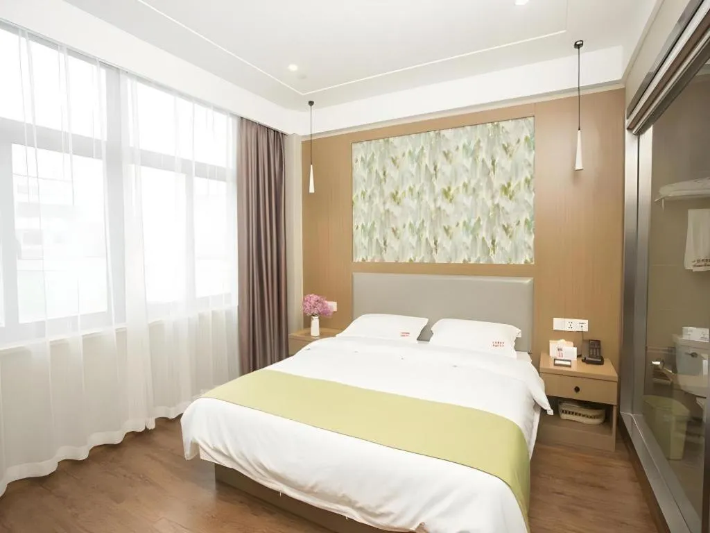 Bed in Shell Changzhou Yangrong City Hotel