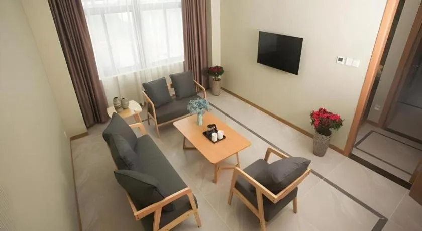 Shell Changzhou Yangrong City Hotel