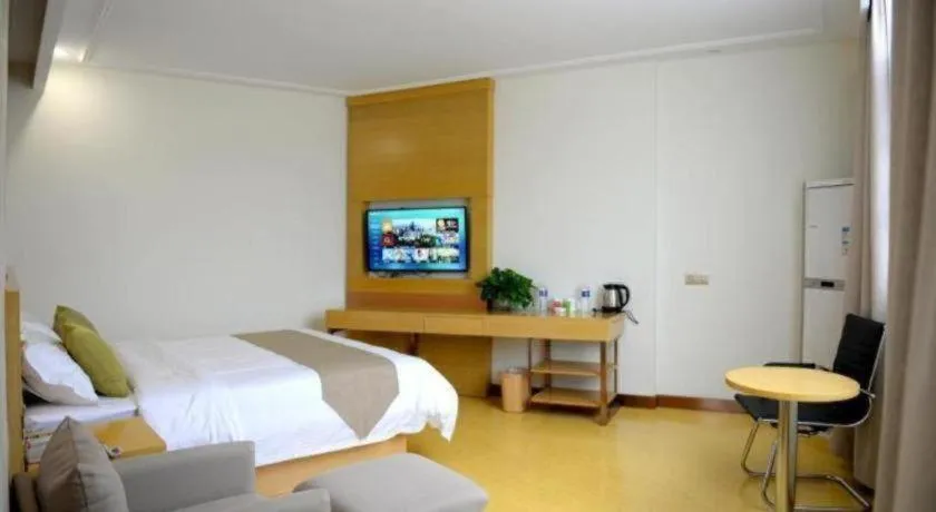 GreenTree Inn Xianning Tongshan Yangdu Avenue