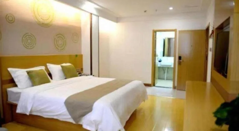 GreenTree Inn Xianning Tongshan Yangdu Avenue