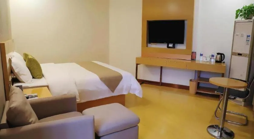GreenTree Inn Xianning Tongshan Yangdu Avenue