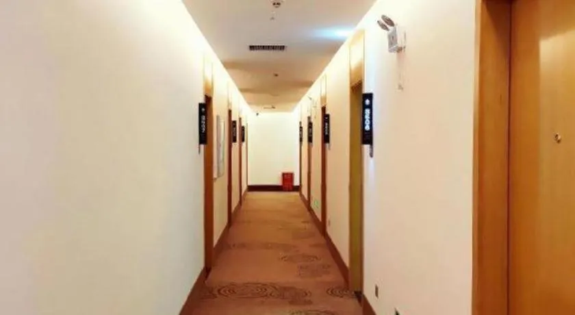 GreenTree Inn Xianning Tongshan Yangdu Avenue