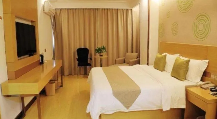 GreenTree Inn Xianning Tongshan Yangdu Avenue