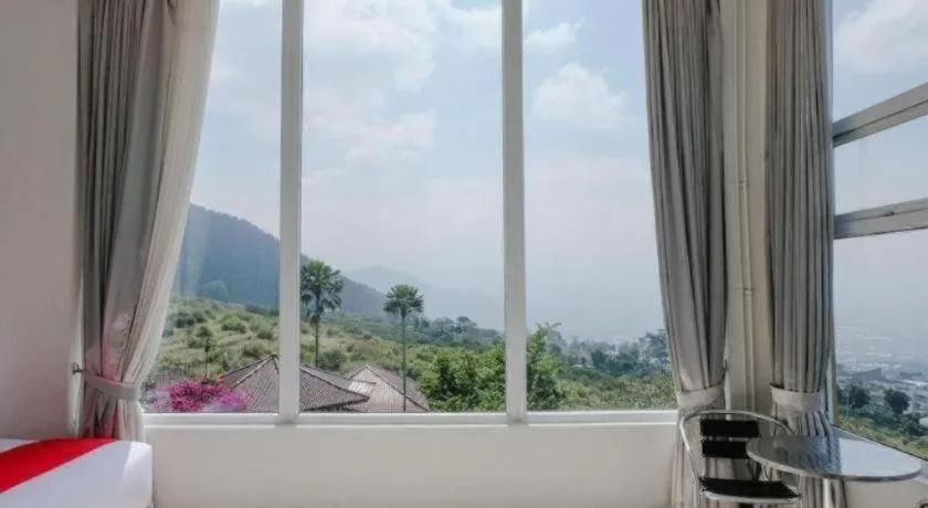 OYO 1194 Villa Bukit Panderman Residence