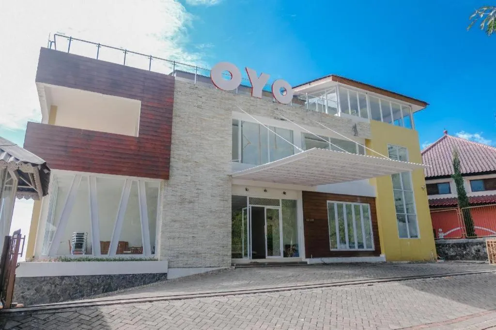 OYO 1194 Villa Bukit Panderman Residence