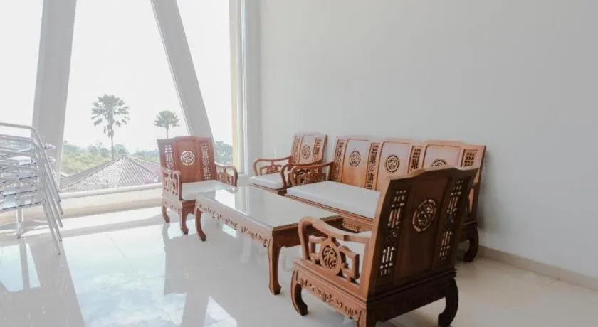 OYO 1194 Villa Bukit Panderman Residence