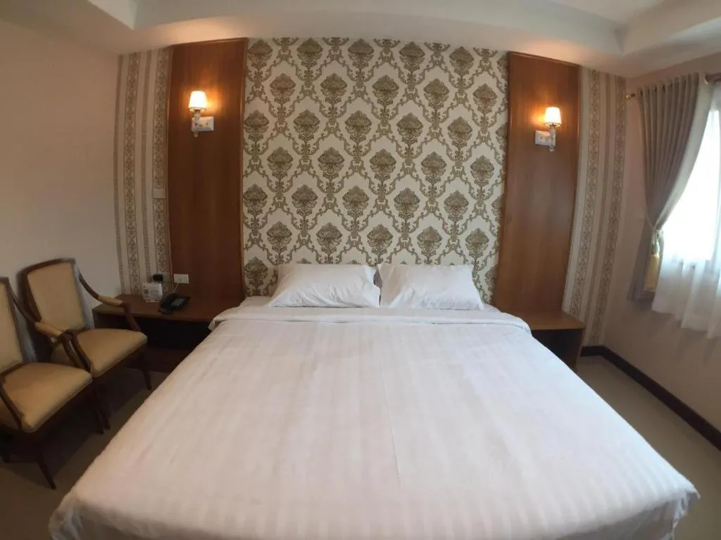 Bed in Nantawan Hotel