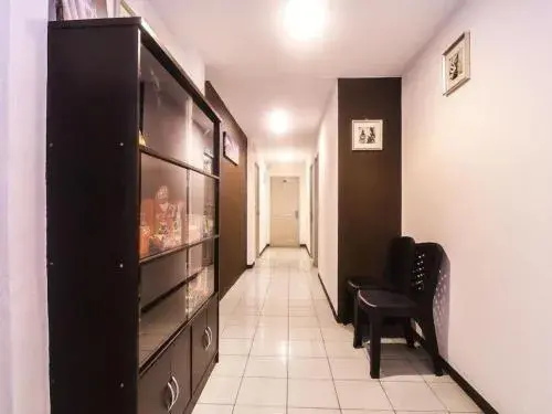 Super OYO 89465 Golden Lounge Super OYO 89465 Golden Lounge