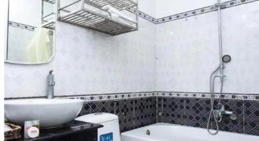 OYO 553 Truong Giang Hotel