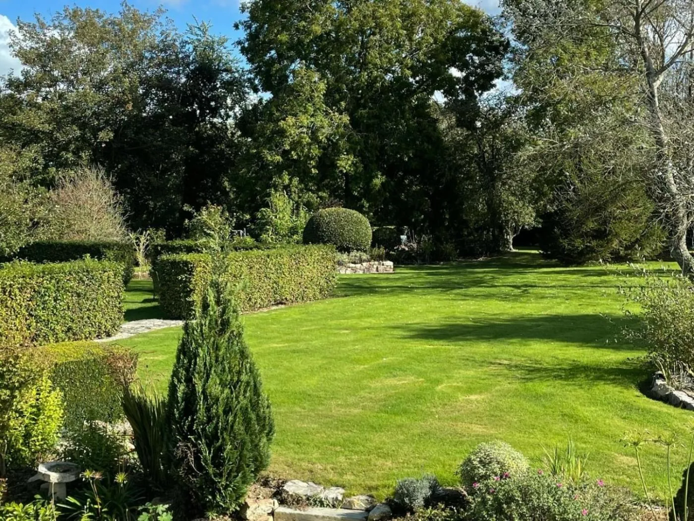 Garden view in La Lande