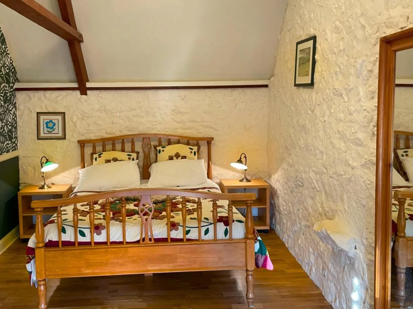 Bedroom, Bed in La Lande