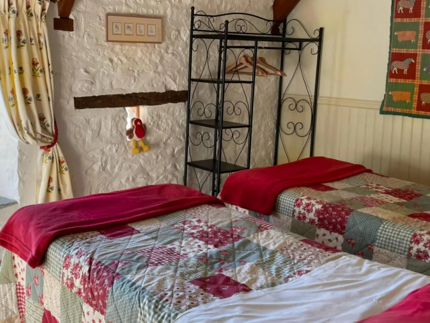 Bedroom, Bed in La Lande