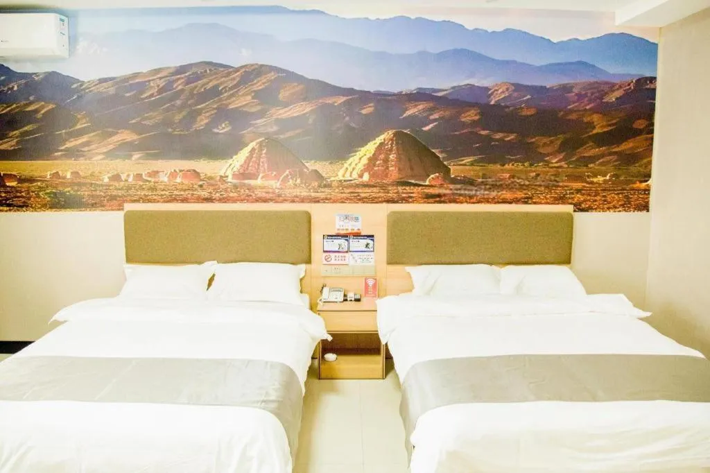 Bed in Thank Inn Hotel Ningxia Yinchuan Xixia District Tongxin Road