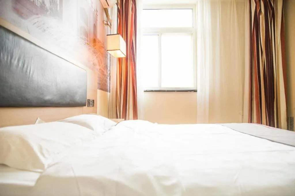 Bed in Thank Inn Hotel Ningxia Yinchuan Xixia District Tongxin Road