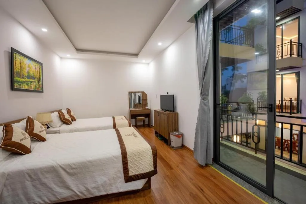 Bed in Hoi An Paradise Villa