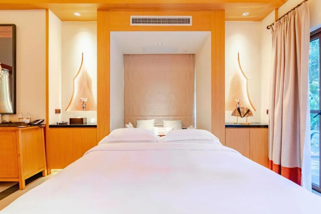 Bed in Angsana Xishuangbanna