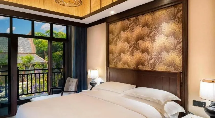 Bed in Angsana Xishuangbanna