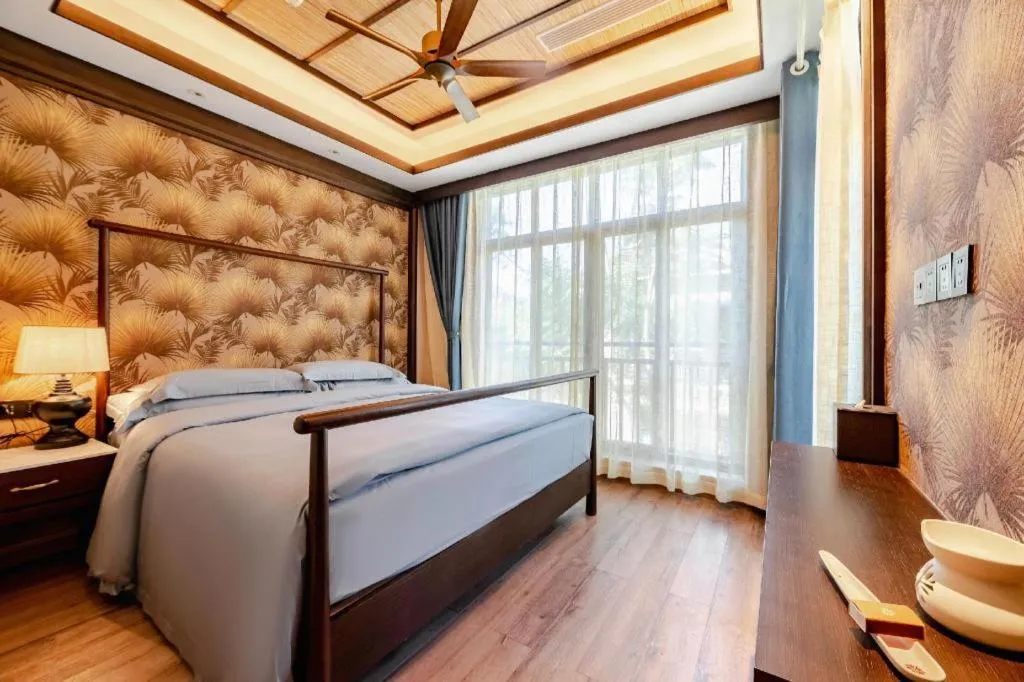 Bed in Angsana Xishuangbanna